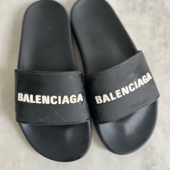 Balenciaga slides - Picture 2 of 5